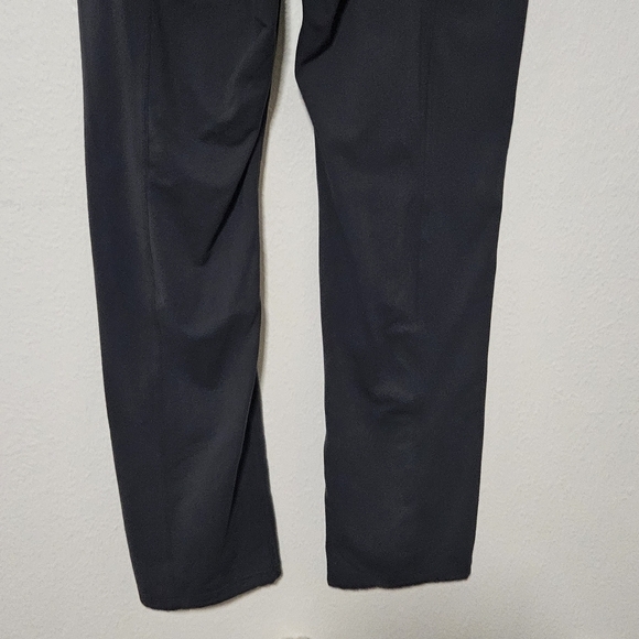 Athleta full length wide leggings with sinched bottoms size medium - Picture 7 of 16